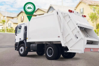 gps integration for garbage truck fleets platforms